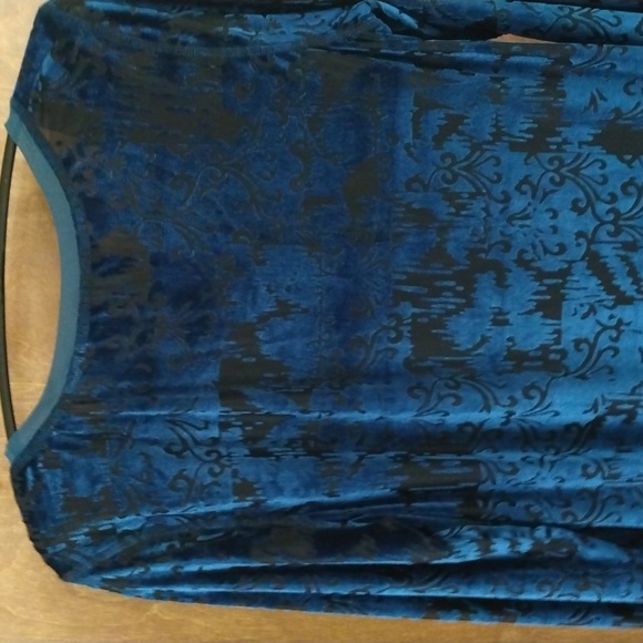 Tunic - Picture 7 of 7